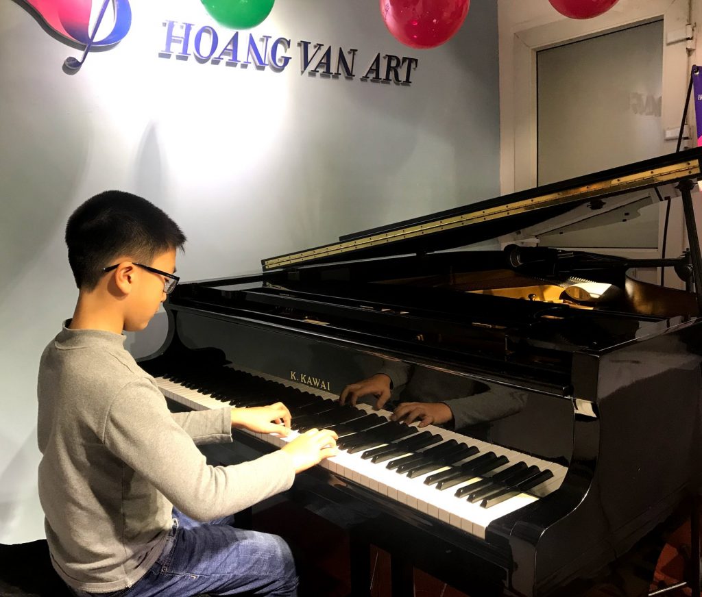 Hoang Van Art -Kỳ biểu diễn Kiểm tra quý 4 năm học 2019 - Môn Piano